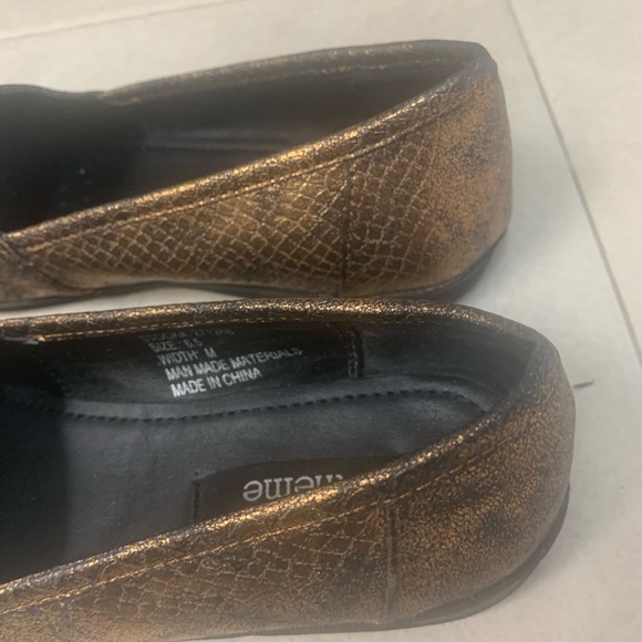 🦁BRONZE LOAFERS (6.5 medium)🦁 - Picture 7 of 8